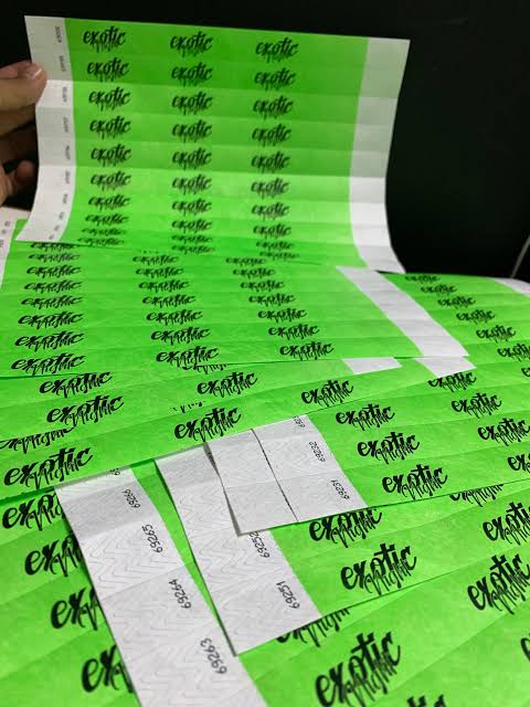 Vinil decorativo para vehículos